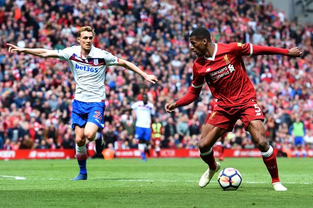 具声望的足 具声望的足