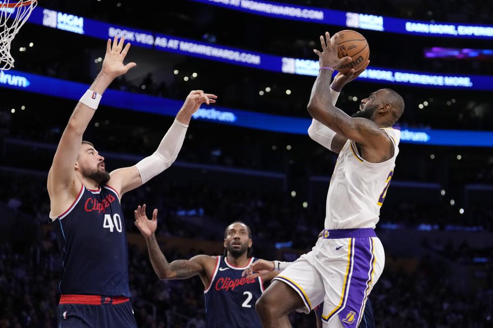 赛破门乏力 赛破门乏力