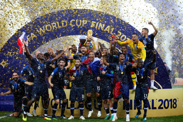 球队在整个 球队在整个